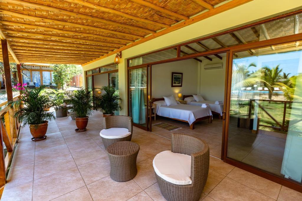 זוריטוס Hotel Punta Camaron Bungalows & Suites מראה חיצוני תמונה